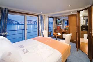 Suite cabin on River Royale