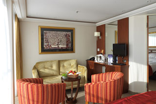 Suite cabin on AmaLyra