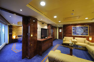 Suite cabin on MSC Divina