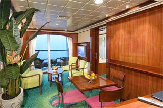Suite cabin on Norwegian Jewel