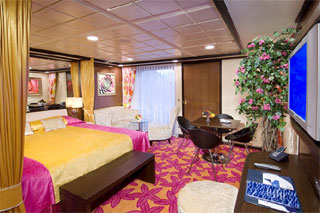 Suite cabin on Norwegian Jewel