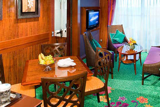 Suite cabin on Norwegian Pearl