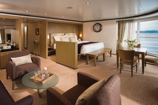 Suite cabin on Seven Seas Voyager
