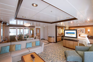 Suite cabin on Freedom of the Seas