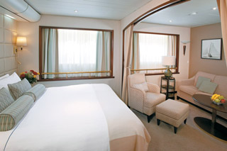 Suite cabin on Wind Surf