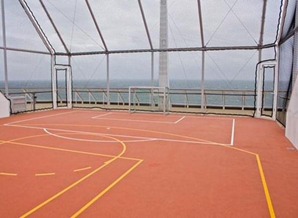 Basketball Court on Carnival Dream