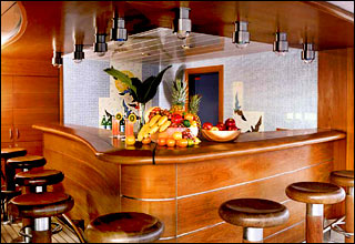 Blue Finch Bar on Celebrity Xpedition